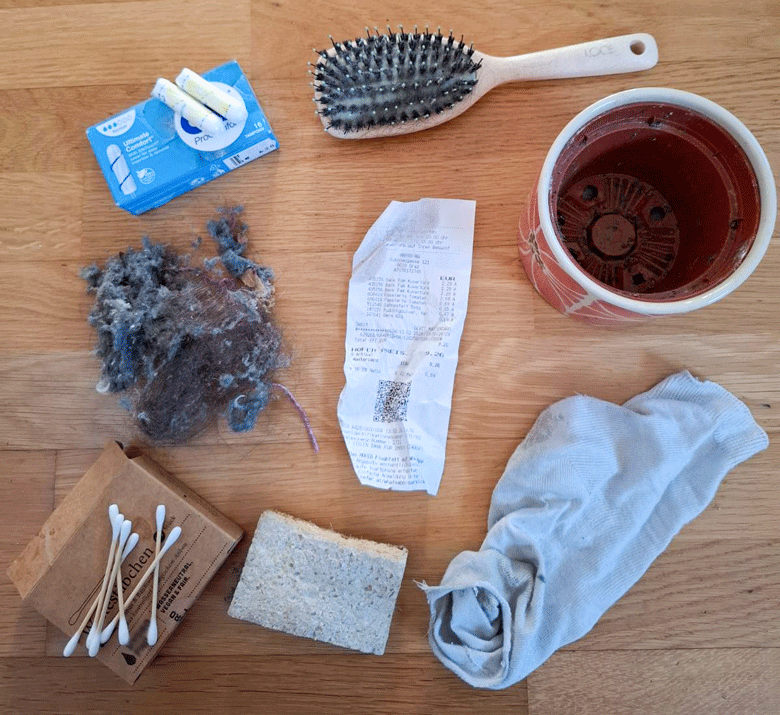 Sortierter Restmüll von Oben fotografiert